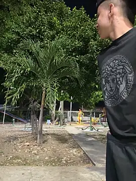 arevalo1124 online show from 18, 11, 2025