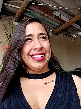 kamila lovee online show from 1, 11, 2025