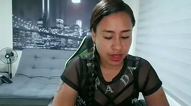 kamila lovee online show from 18, 3, 2025