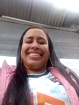 kamila lovee online show from 2, 3, 2025