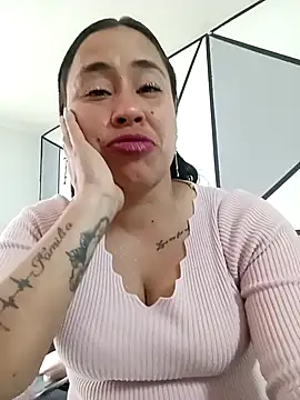 kamila lovee online show from 17, 9, 2025
