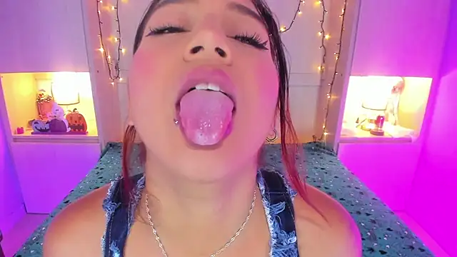 CandyyMaria online show from 4, 10, 2025