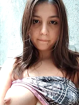 Maiden-Hot online show from 7, 6, 2026