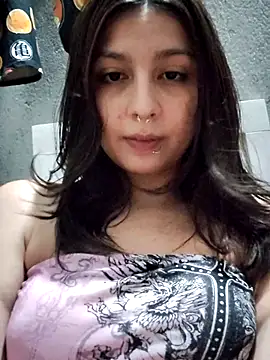 Maiden-Hot online show from 8, 6, 2026