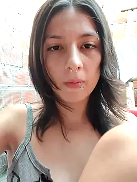 Maiden-Hot online show from 15, 11, 2025