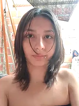 Maiden-Hot online show from 17, 10, 2025