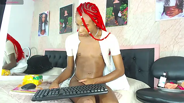 k stormi  online show from 16, 10, 2025