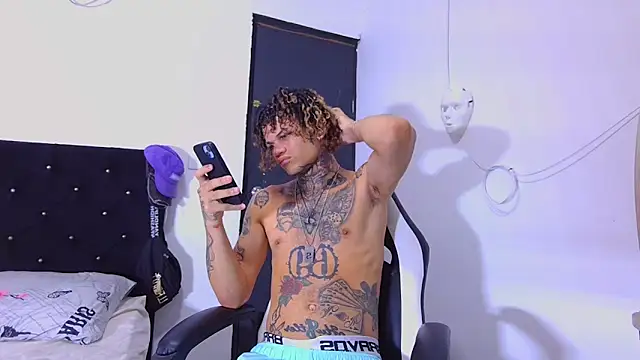 hot man05 online show from 12, 11, 2025