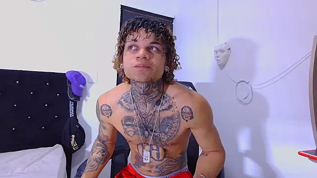 hot man05 online show from 11, 11, 2025