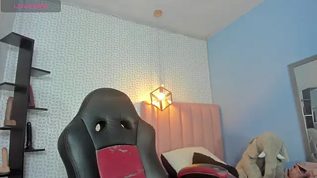 CALANTHELOVE1 online show from 30, 10, 2025