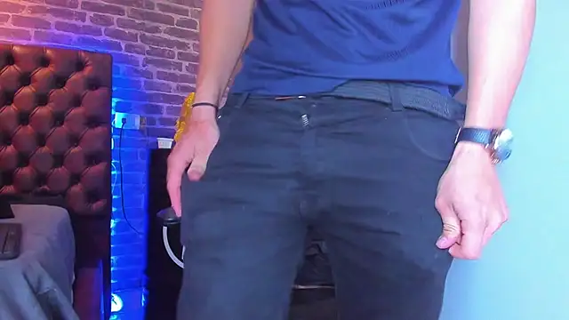 Snapshot of Thomas_May4rs chatting on 13, 2, 2025 Thomas May4rs online show from 13, 2, 2025