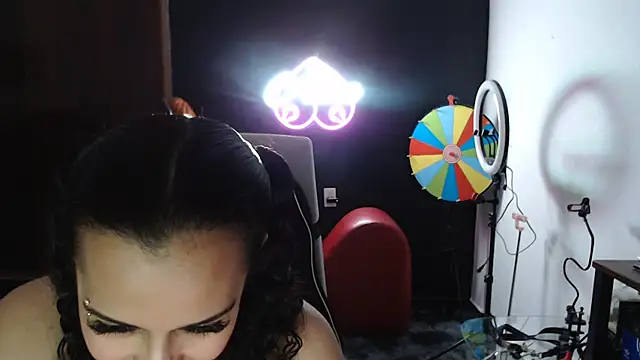 Snapshot of AliceSweet4U chatting on 11, 3, 2025 AliceSweet4U online show from 11, 3, 2025