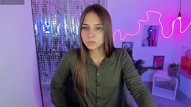 CharmBianca online show from 14, 2, 2025