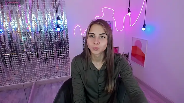 CharmBianca online show from 9, 2, 2025