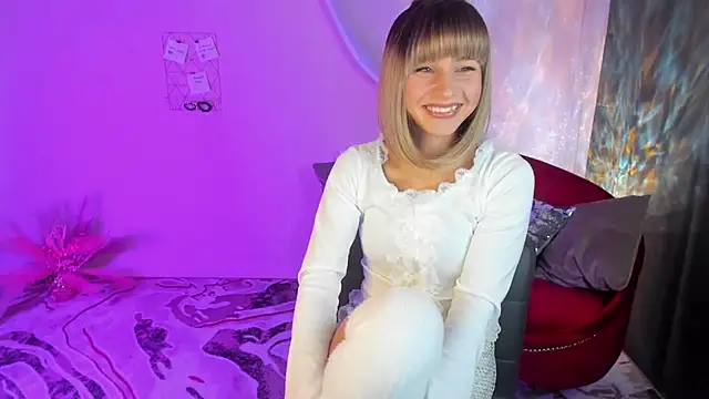 CharmBianca online show from 13, 11, 2025