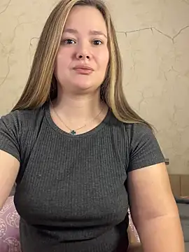 CaramelleSugar online show from 2, 2, 2025