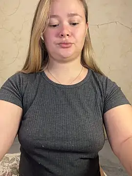 CaramelleSugar online show from 9, 2, 2025