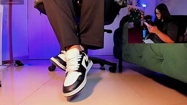 aleya bliss online show from 4, 12, 2025