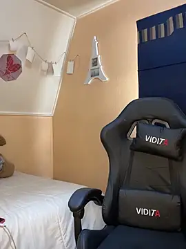 ValeriaVixen online show from 30, 10, 2025