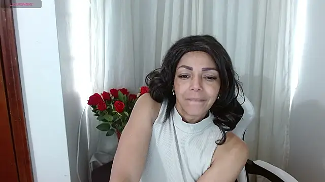 Lunasquirt1985 online show from 21, 4, 2026