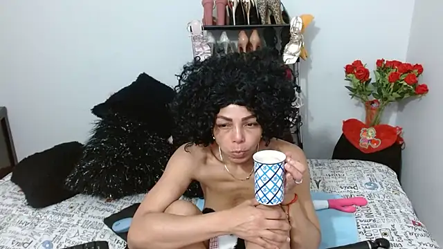 Lunasquirt1985 online show from 13, 2, 2026