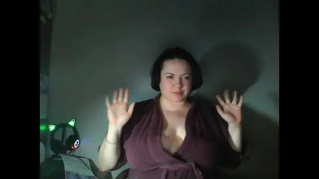 BlackkkVelvet online show from 28, 2, 2025