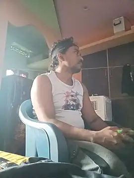 bigcock thick online show from 13, 10, 2025