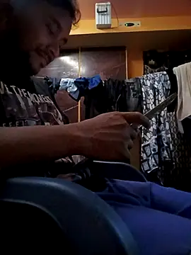 bigcock thick online show from 5, 10, 2025