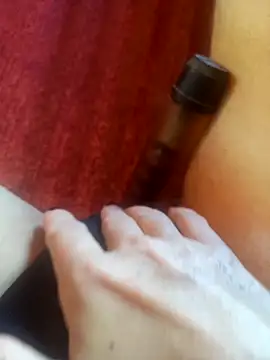 baixinhainsaciavel23 online show from 15, 4, 2026