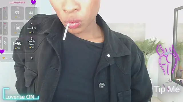 brendathompson  online show from 18, 10, 2025