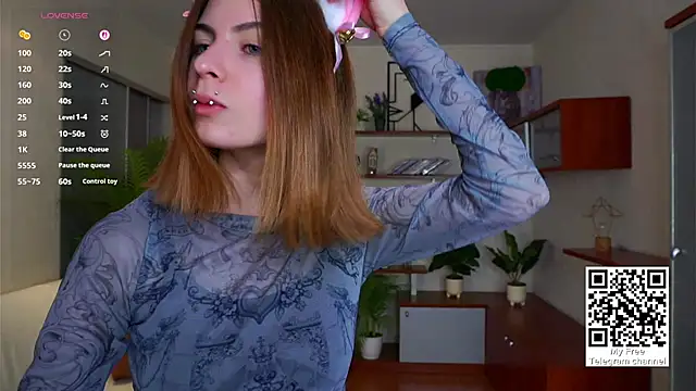 ErlinaBuoy online show from 14, 11, 2025