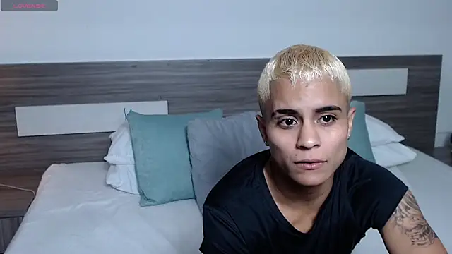 Liiamthompson online show from 24, 2, 2026