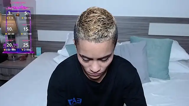 Liiamthompson online show from 20, 3, 2026