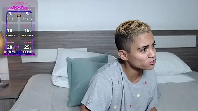 Liiamthompson online show from 18, 3, 2026