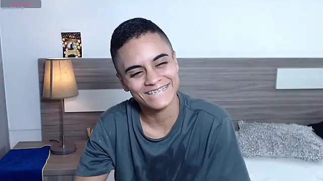 Liiamthompson online show from 28, 11, 2025