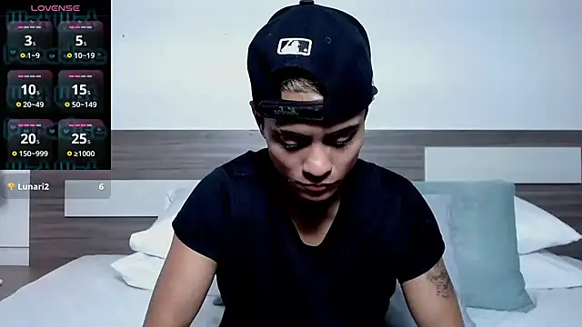 Liiamthompson online show from 20, 3, 2026