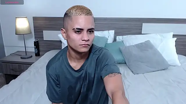 Liiamthompson online show from 11, 3, 2026