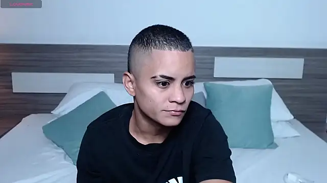 Liiamthompson online show from 24, 3, 2026