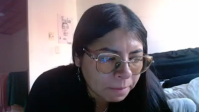 Snapshot of viccky_vick chatting on 21, 6, 2026 viccky vick online show from 21, 6, 2026