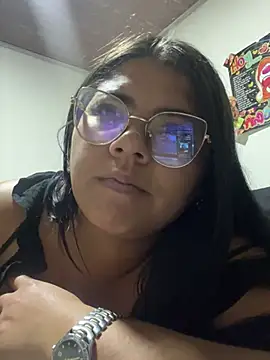 Snapshot of viccky_vick chatting on 26, 2, 2025 viccky vick online show from 26, 2, 2025