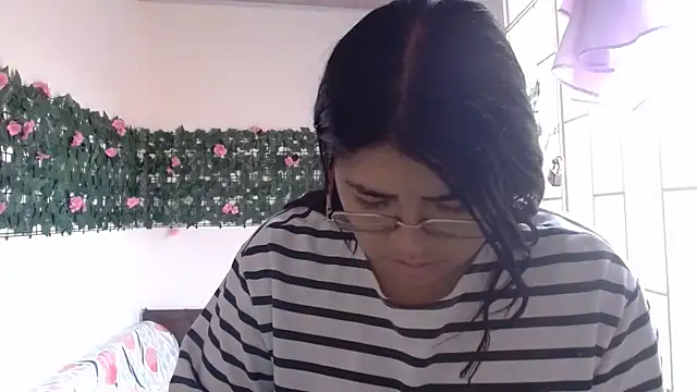 viccky vick online show from 2, 4, 2026