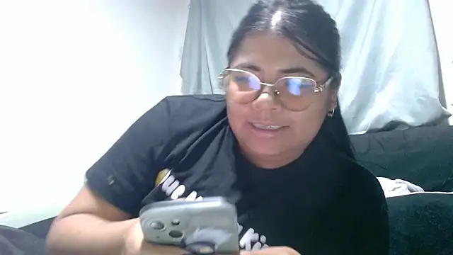 viccky vick online show from 17, 4, 2026