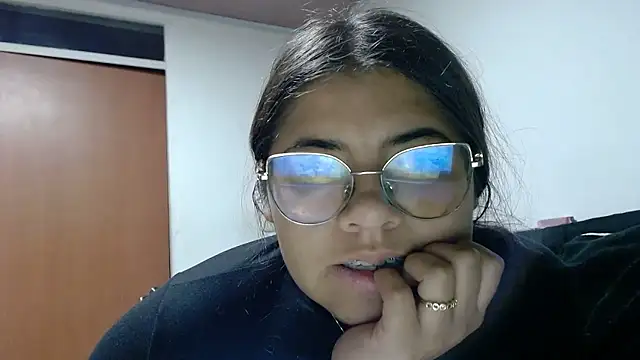 viccky vick online show from 10, 1, 2026