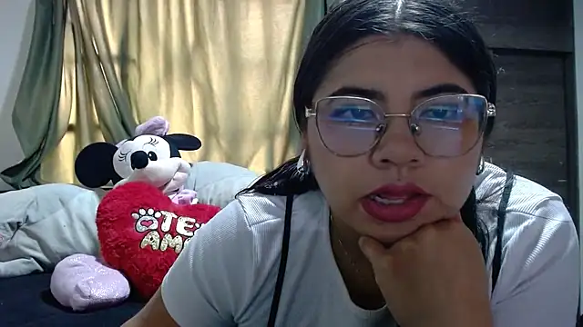 viccky vick online show from 11, 11, 2025