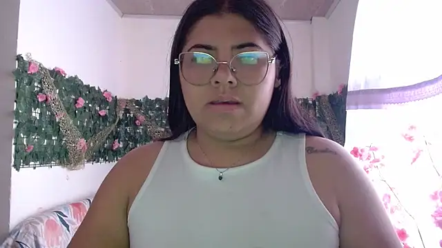 viccky vick online show from 15, 12, 2025