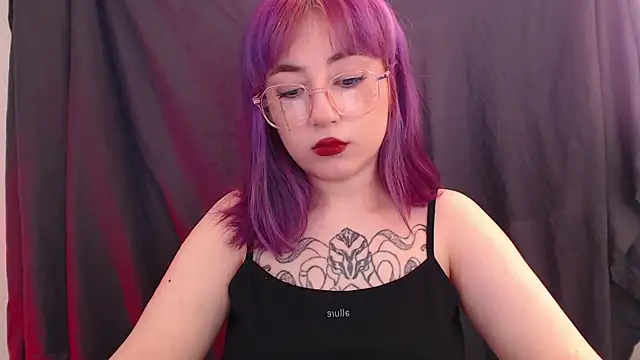 Snapshot of purplewitch chatting on 28, 2, 2026 purplewitch online show from 28, 2, 2026