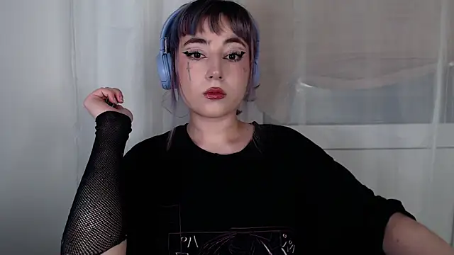 Snapshot of purplewitch chatting on 11, 1, 2026 purplewitch online show from 11, 1, 2026