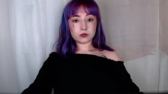 Snapshot of purplewitch chatting on 5, 2, 2026 purplewitch online show from 5, 2, 2026