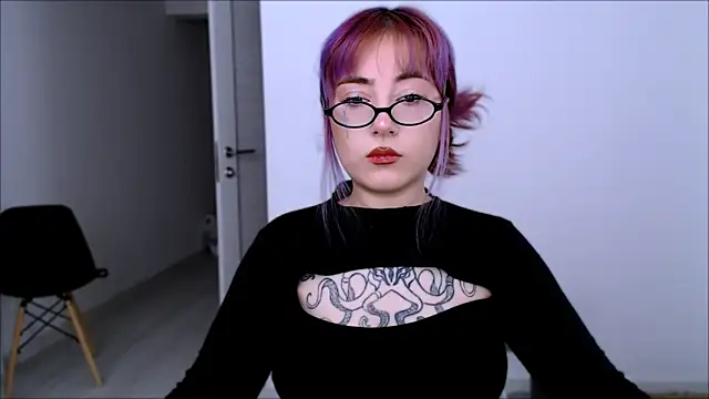 Snapshot of purplewitch chatting on 11, 3, 2026 purplewitch online show from 11, 3, 2026