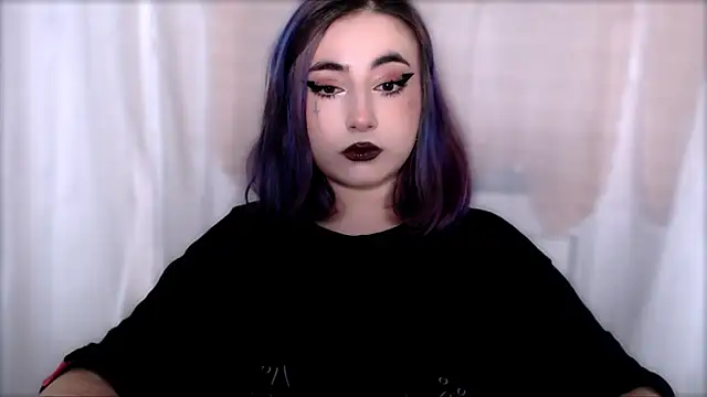 Snapshot of purplewitch chatting on 3, 12, 2025 purplewitch online show from 3, 12, 2025